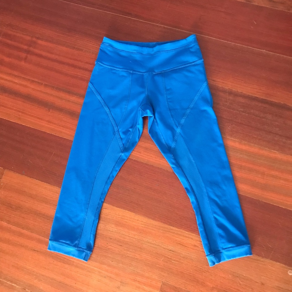 Blue Active High-Rise Cropped Leggings